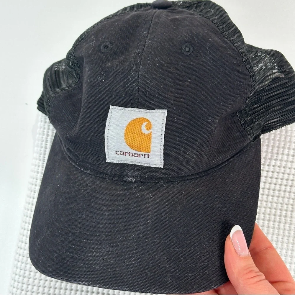 Carhartt workwear trucker hat mesh back black snapback